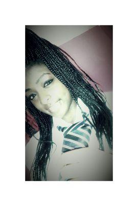 _dee0113's profile picture. Snapchat  deezus_6 
instagram @_dee0113