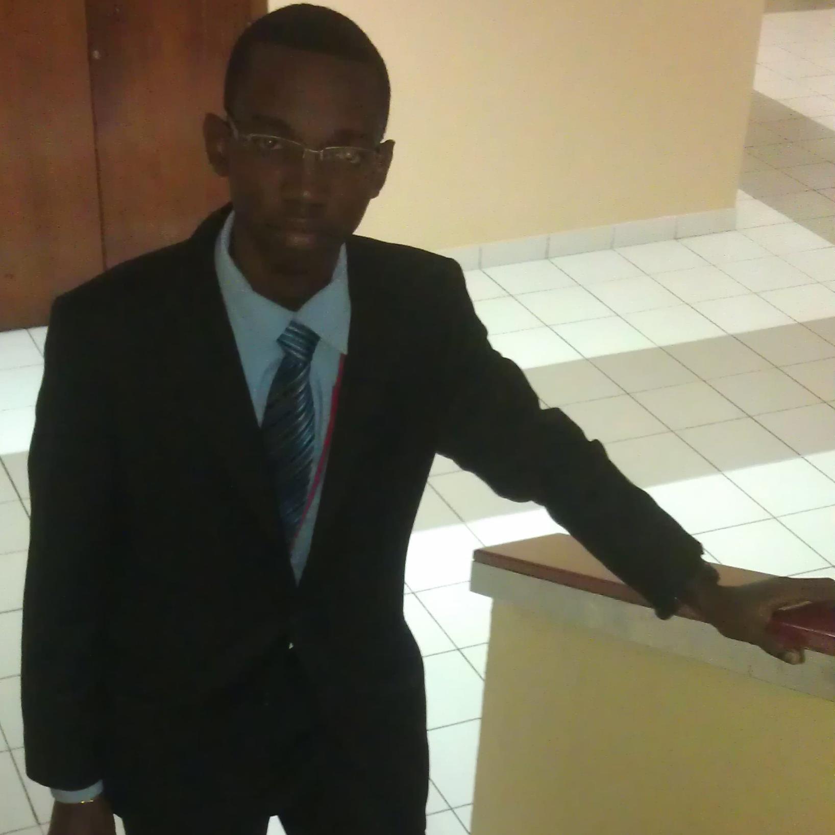 le_kenang's profile picture. 