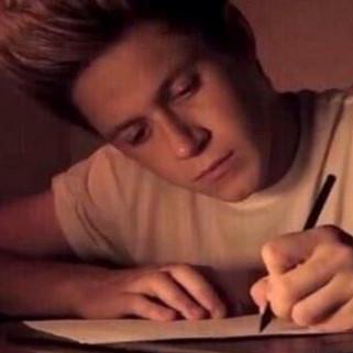 takin' a look in t' nialls diary
https://t.co/uteqE9Ogea