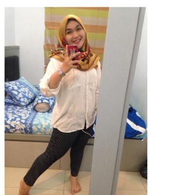 instagram : defleur_hijab / tiarazaria