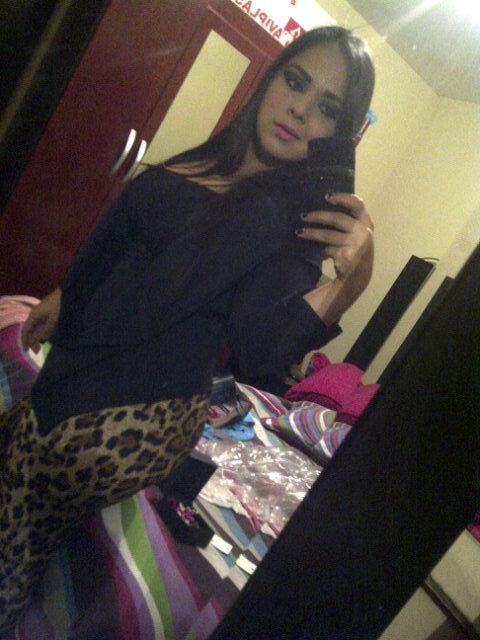 Como No soy una Artistta la Fama NO me Intteresa :*....Sea lo que sea que decidas hacer, asegurate de que te haga feliz .....Sinaloa..