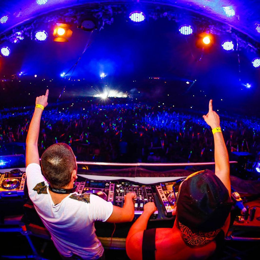 DJ/Producer of electronic Music From El Salvador