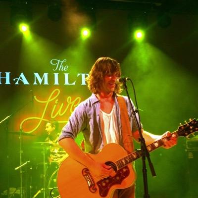 A fan-based lyric generator for Rhett Miller / Old 97's music. Tweet your favorite lyrics this way and they will be retweeted for other fans to enjoy. 🎶