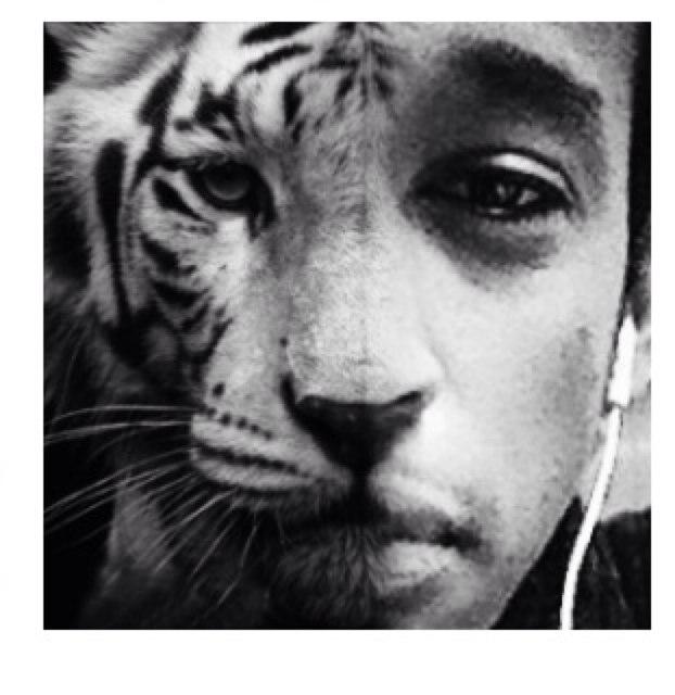 kanye_sean's profile picture. Follow me i follow back

follow me on: http://t.co/bh3yTdTjbL ️️