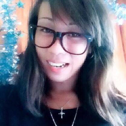 Im jessa and im living in the philippines! finding to have more friends! tweet me. need a lover to hahaha... xoxoxo 3 :)