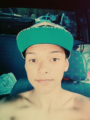 snap: hcolanze  instagram: hcolanzee vine: hcolanze ✌
