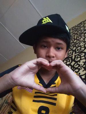 I      LoVe     him      , that       person       is     CaPiTaL   A