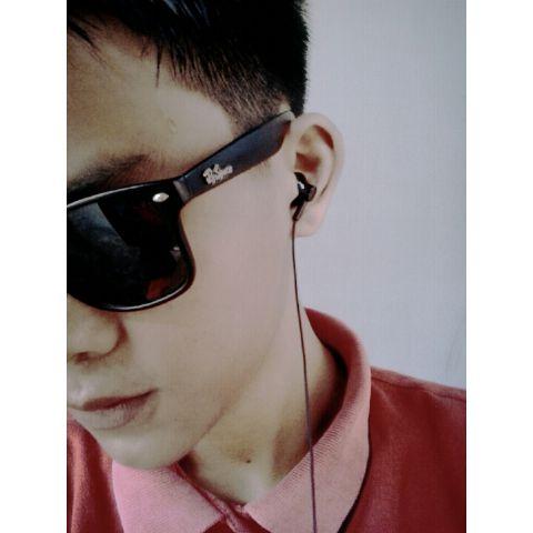20 juli | SMA NEGERI 1 | aktor | http://t.co/XqgdWt95MG | madrid dista |™ | my brother @azofrangga | amerika USA