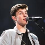 this is my ugly old acc follow @mendespolaroid