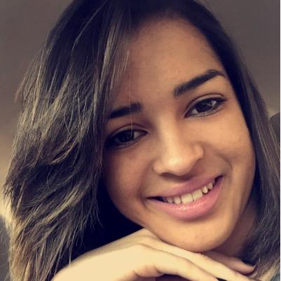 Brasilian  Taurus ♉Status : Solteira  Snapchat - yasmincapricho  You may ask me for anything in my name , and i will do it . ( John 14:14 )