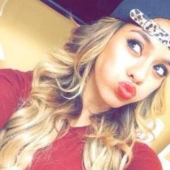 Dinahfkingsaur's profile picture. 