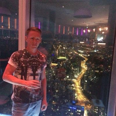 AaronRook87's profile picture. 