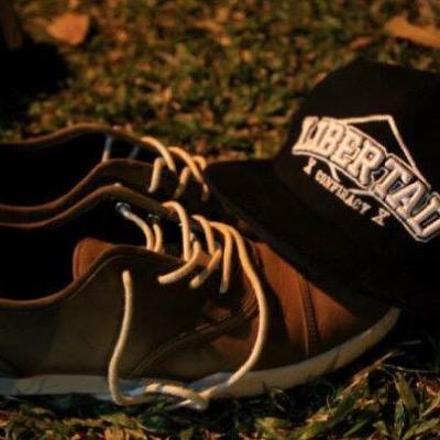 rebornwindwsliv's profile picture. 