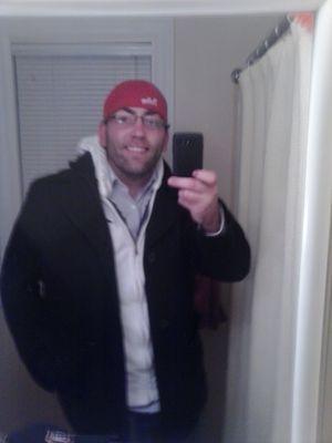 Laid back fella, who enjoys life! I love being a Dad, MMA, football, basketball, and good humor...