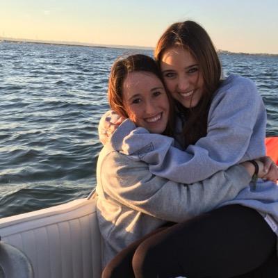 AliciaPowder's profile picture. 