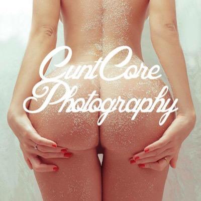 (18+ ONLY) Follow for the sexiest photos models and submissions! Send them through girls!  If you have any requests just messege me! I take submissions