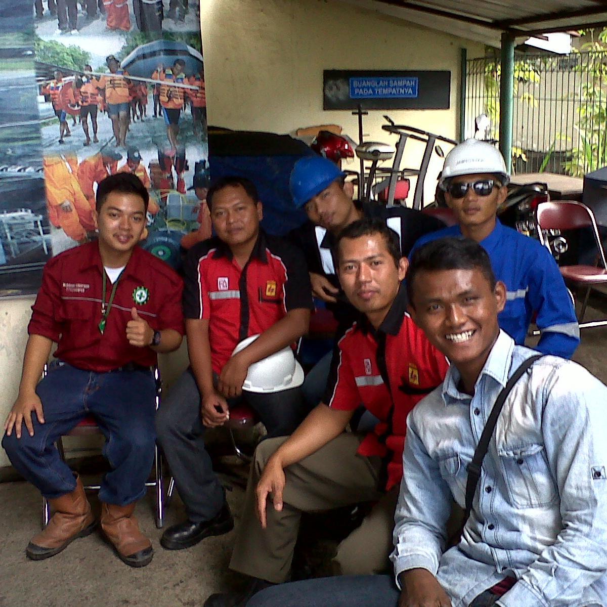 Simple Person|Fans @Chelseafc|Student Of Fire&Safety|Writer|Gamer|Traveller|HSEofficer|WorkHard & PlayHard|♥lusi☺