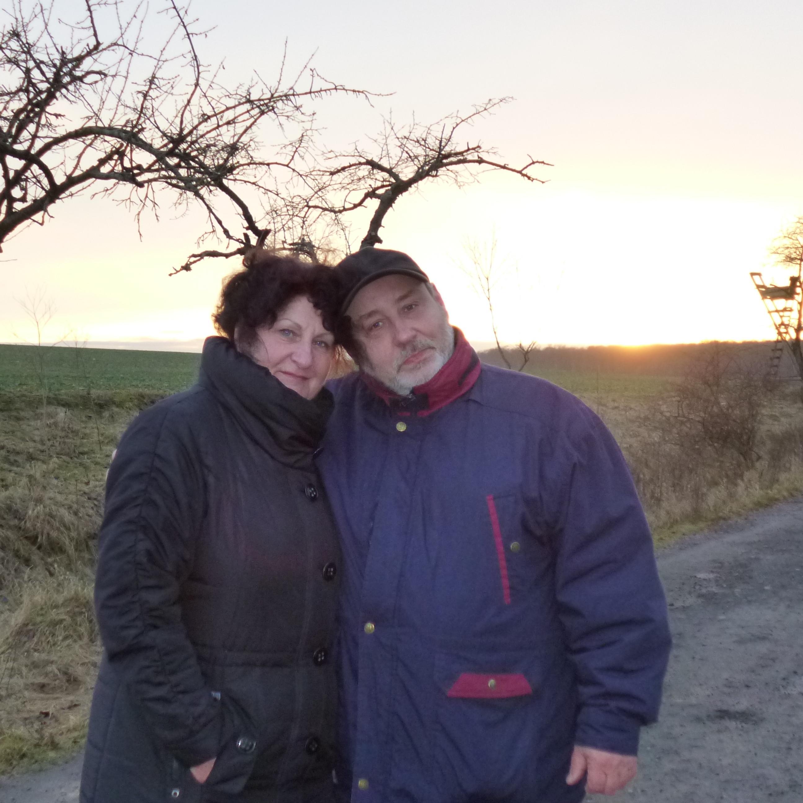 luser0's profile picture. geboren.krank.ein bissel länger alt gewurden.immmmer
krank.