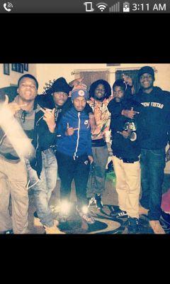 Blood over water!! O.H.B #R.I.PDad#FreeTweez#FreeLove.. follow @HoesLOVE_Niq❤️