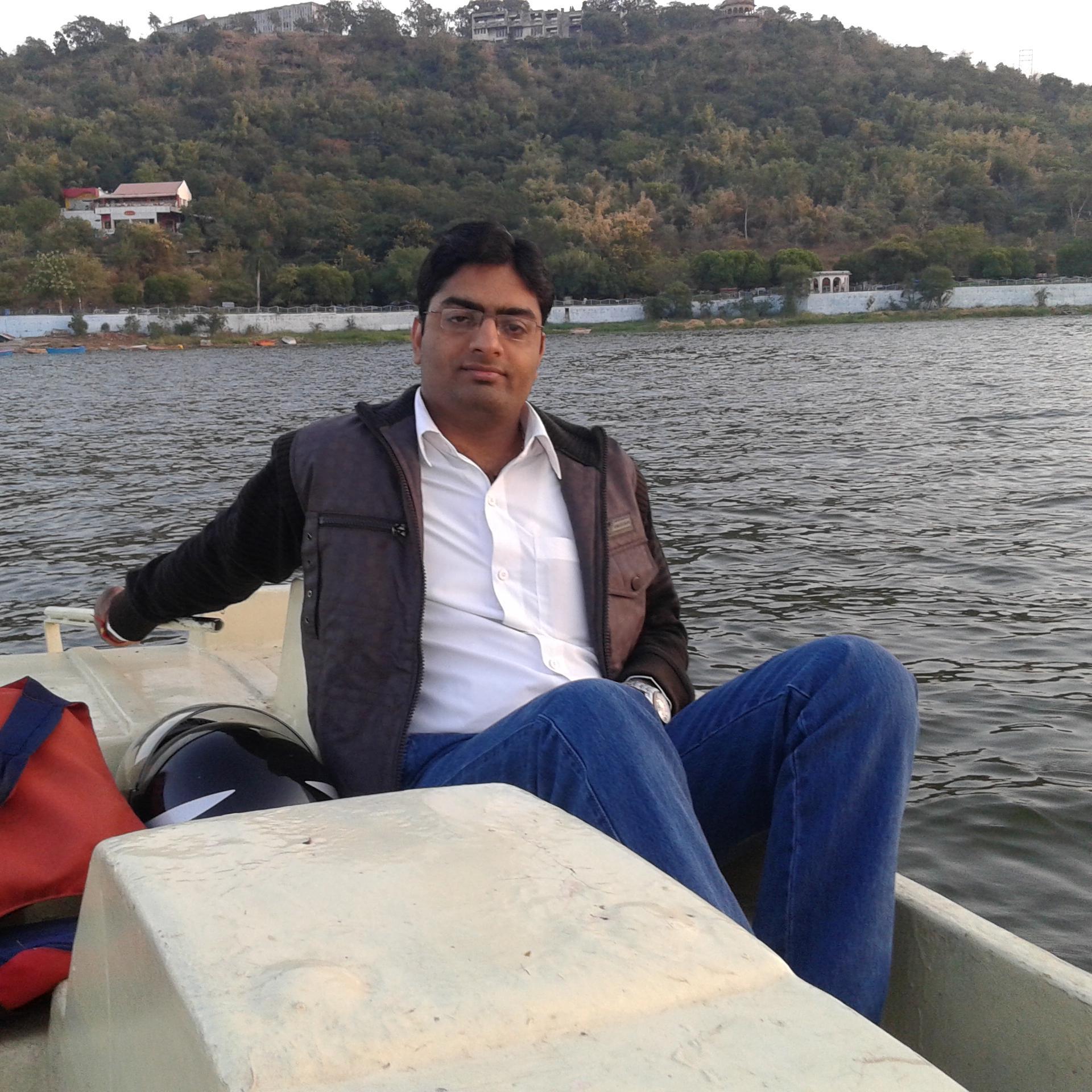 myself suresh soni
M,Sc. (NET)physics : At present at Regional Science Centre Guwahati as a Curator