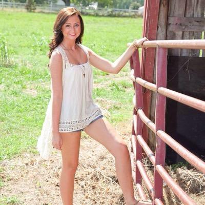 Mayybethh's profile picture. 