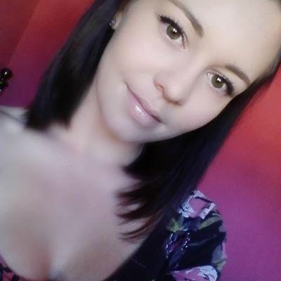 AimeeJayA's profile picture. My family is my life ♡