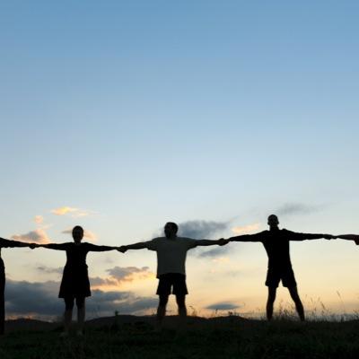 #startup Facilitating support, connections and mentoring between students and mature professionals in Australia.