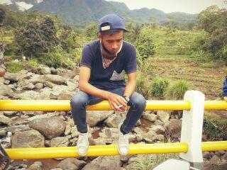 Fikrizulvykar11's profile picture. 20 September  | #Arsenal #VCC #CYOG #gonners | GK on #MILBERSFC and #MILBERSJR | Cowo kere yg ga punya tampang tapi punya sikap ! ENCI ONLINE :* SPHIKV