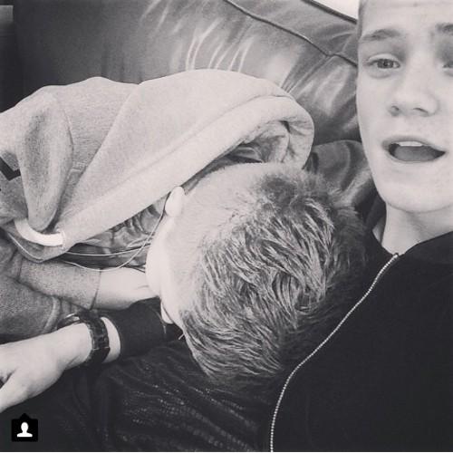 Bars and melody and piff ( sexy )