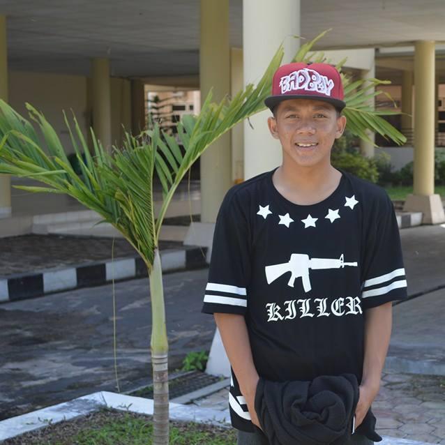 I am Januar Khoedari aka jankho J.. I love bboy since 2012 yesterday. and I joined in Seven South Rhythm and Team Balance Buntok origin, Central Borneo.. Thanks