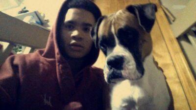 My Names Rayshawn n i like to ball all day n chill at night.