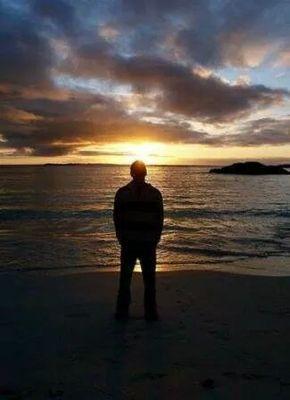 hitamkleng's profile picture. 