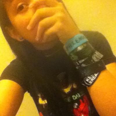 Hi im jay the kittycorn. i love halloween bands and creepypastas so yea follow me i do follow back jay out