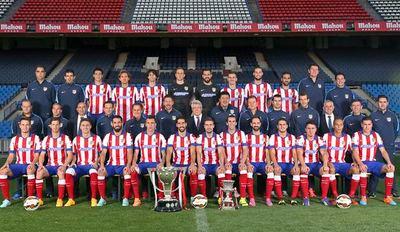 Forza atleti todo el fondo cantará te queremos te adoramos junto ati hasta morir FORZA ATLETI CAMPEON