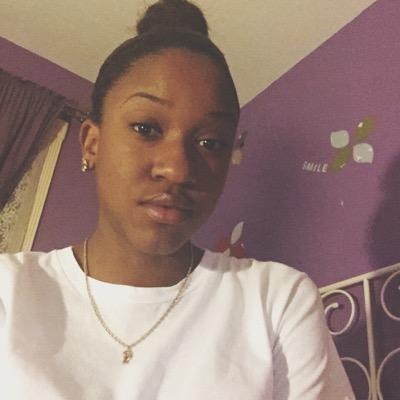 __jerliza's profile picture. 