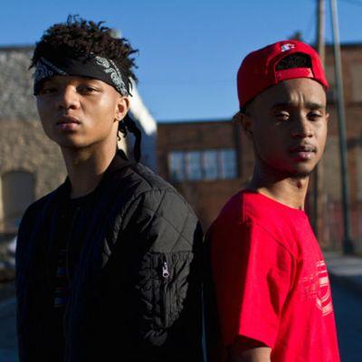 join the movement.(follow @raesremmurd) we follow back. I'm with @Tommyvercaty @fowardmontion @BunnybooMpilo @realcharli_xcx #TheMPILO #notype