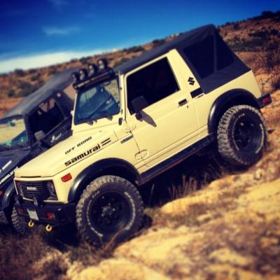 Este pequeño gran carro es una pasión exótica difícil de poseer #SuzukiSamurai #4X4 #todoterreno