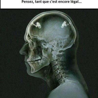 Si j'arrive a te faire réfléchir c'est que j'ai réussi se que je voulais faire !!