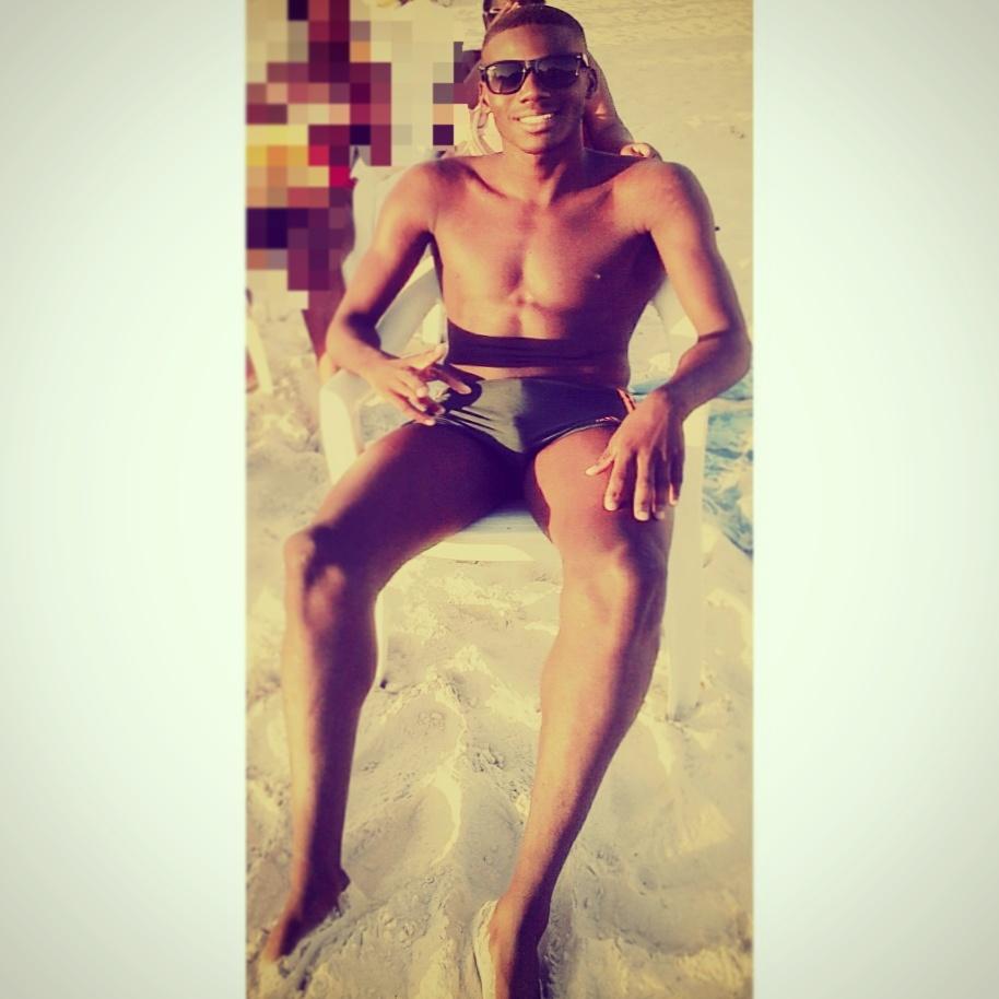 ♥ ♡         jogador de futebol do A.D.I    Associação Desportiva  Itaborai