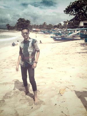 24sandisopian's profile picture. 