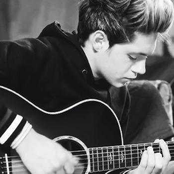 1d__forever7's profile picture. directioner and proud/ niall horan*-*