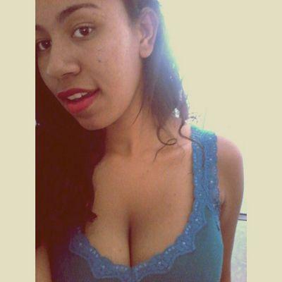Solteira , Guerreira , muito feliz & mãe de uma princesa .. ♡