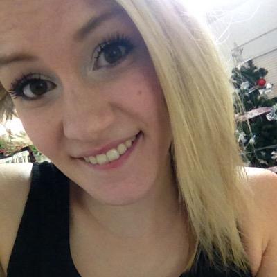 tremblayjoanie's profile picture. Passionnée de mode et de tout ce qui l'entoure.