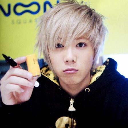 FTISLAND.