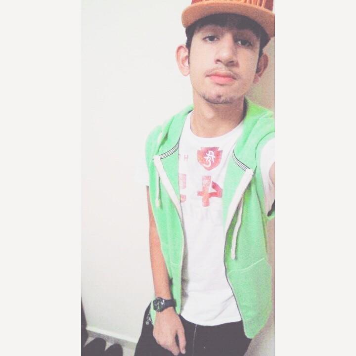 Pin: 2B25A1CD
Instagram: @sxmovo
Snapchat: sameer_1234
WIS ✌