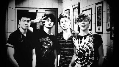 we love 5 seconds of summer | we are from Honduras