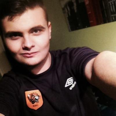 Studying web and multimedia design/devolpment at teesside university. from the great city of Kingston Upon Hull. Hull city fan!