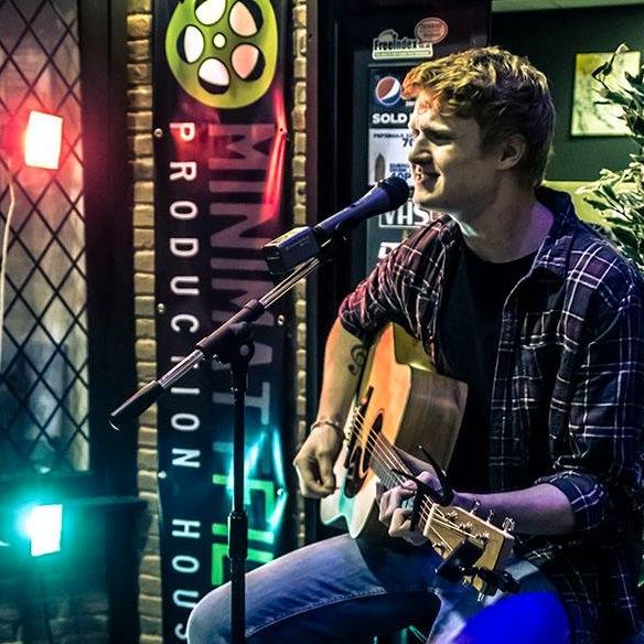 Acoustic Singer-Songwriter based in Leeds! Check out my facebook at http://t.co/2O2qeGkwUp
