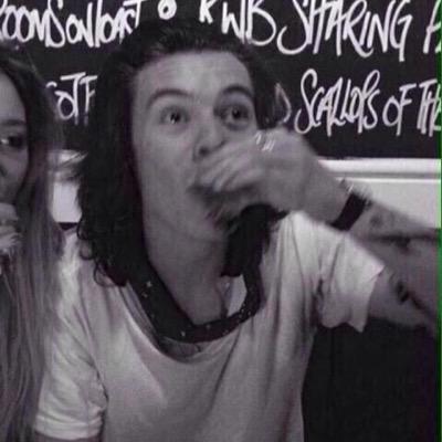follow @larryflirting - will follow back if you just ask