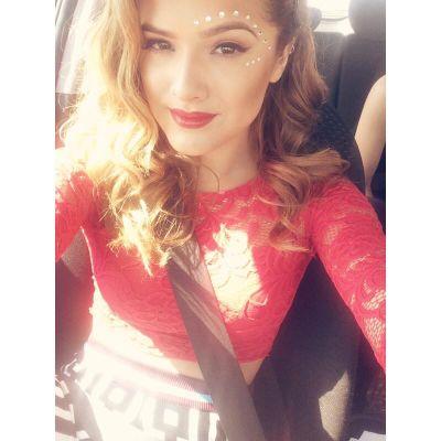 @chachigonzales follow me..hihihihi..
hi guys I'm proud to be chachi Gonzales fan.
#Proud
